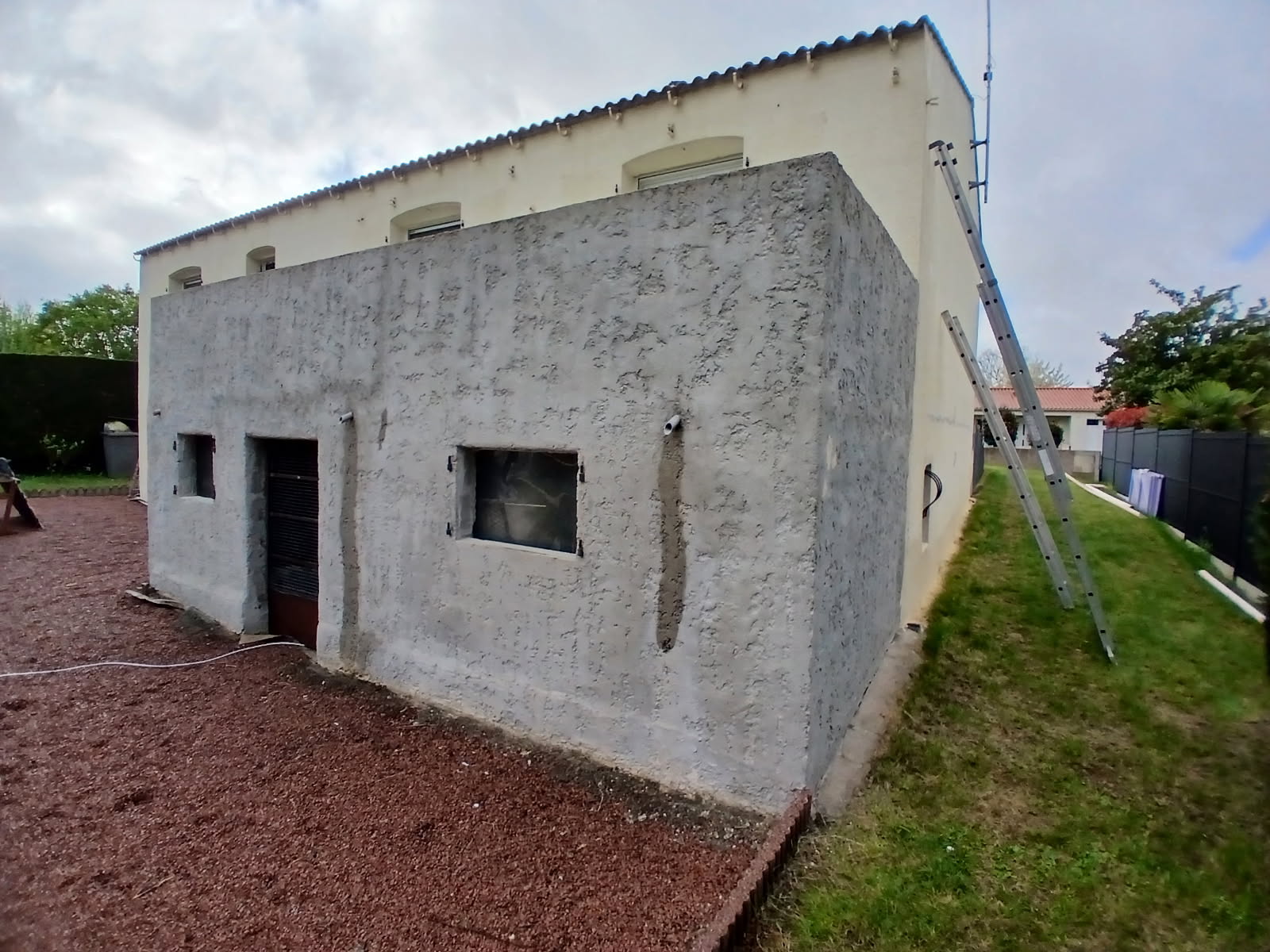 Peinture facade mache 85190